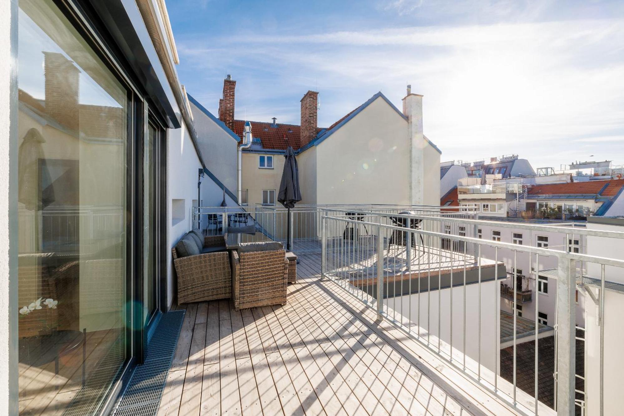 Symphony Apartments 41 - Modern Loft With Terrace And Grill In Central Location Wien Ngoại thất bức ảnh